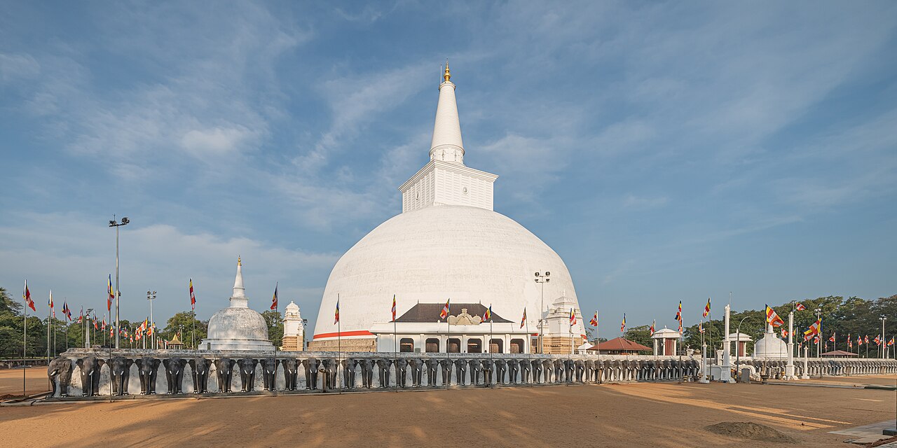 Real photo of Ruwanweli Maha Seya White Stupa in Anuradhapura